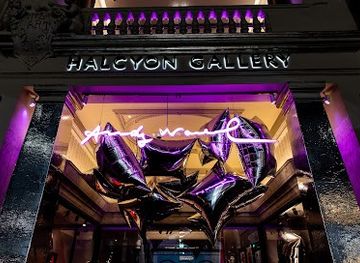 united-kingdom/london/attraction/halcyon-gallery