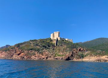 france/corsica/attraction/scandola-natural-reserve