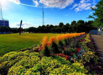 iowa/prairie-pothole-region/attraction/giant-garden-trowel