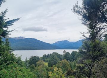 new-zealand/fiordland-national-park/attraction/ivon-wilson-recreational-reserve