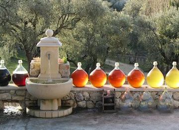 france/nice/attraction/vineyard-saint-jeannet-domaine-des-hautes-hills