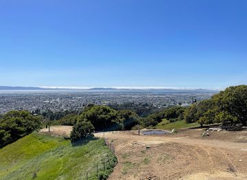 california/castro-valley/attraction/san-francisco-bay-overlook