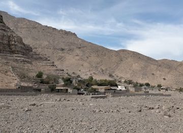 united-arab-emirates/hajar-mountains/attraction/wadi-barut