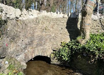 isle-of-man/kirk-michael/attraction/fairy-bridge