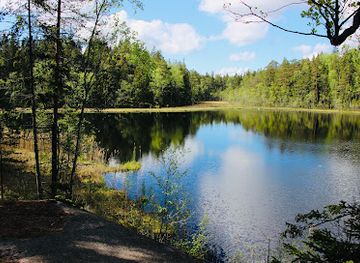 finland/nuuksio-national-park/attraction/sorlampi-nature-trail