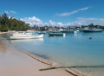 mauritius/trou-aux-biches/attraction/grand-baie-public-beach