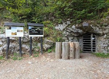 croatia/opatija/attraction/lokvarka-cave