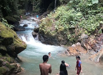 peru/pasco/attraction/sendero-turistico-lluvias-eternas