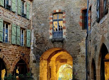 france/midi-pyrenees/attraction/porte-des-ormeaux