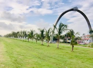 guyana/demerara-mahaica/attraction/turkeyen-seawall-nature-trail