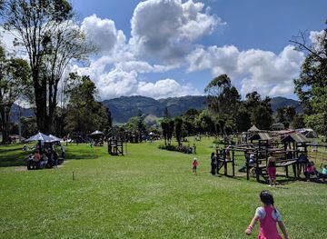 colombia/coffee-axis/attraction/bosque-popular-el-prado