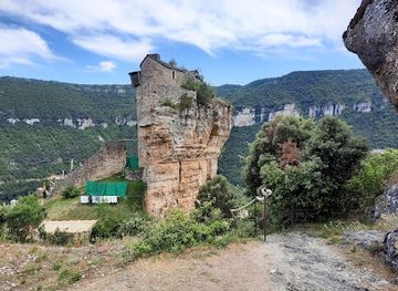 france/tarn-gorges/attraction/castle-peyrelade