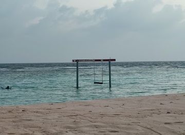 maldives/dhangethi-island/attraction/mahibadhoo-swing