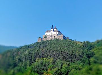 austria/burgenland/attraction/forchtenstein-castle
