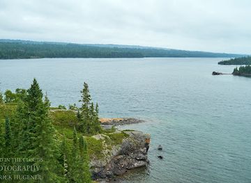 michigan/isle-royale-national-park/attraction/rock-harbor-lighthouse