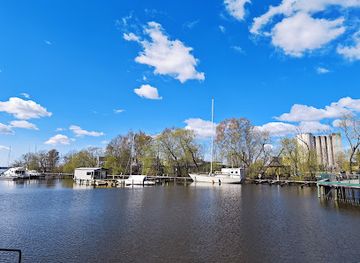 sweden/vastmanland/attraction/kokpunkten-actionbad