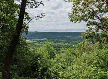 pennsylvania/appalachian-mountains/attraction/mount-nittany