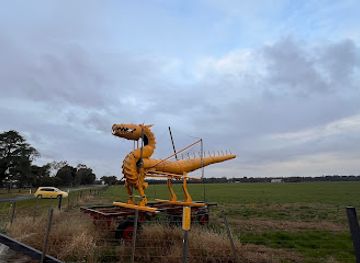 australia/goulburn-valley/attraction/yellow-metal-dragon