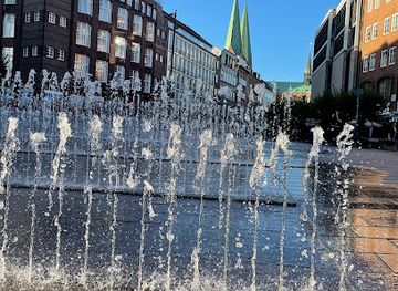 germany/lubeck/attraction/wasserspiele-klingenberg