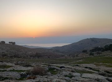 jordan/ma-in-hot-springs/attraction/thedollzter-s-lexus-viewpoint