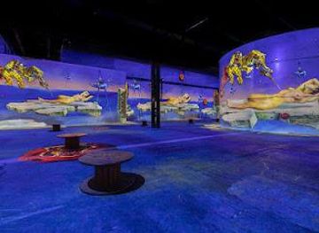 germany/essen/attraction/phoenix-des-lumieres