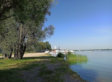 poland/zegrze-reservoir/attraction/plaza-nieporet