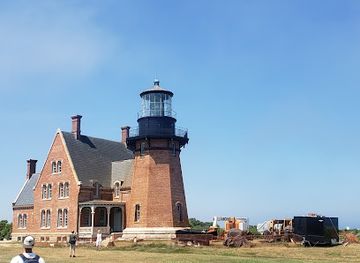 rhode-island/block-island/attraction/south-east-lighthouse