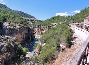 albania/mallakastra/attraction/kanionet-e-osumit-zaberzan
