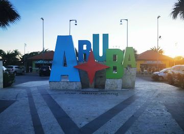 aruba/fontein-cave/attraction/plaza-turismo