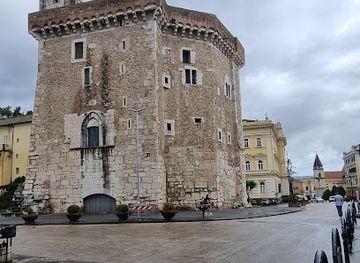 italy/sannio/attraction/rocca-dei-rettori