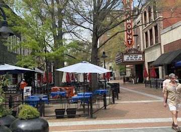 virginia/charlottesville/attraction/downtown-mall