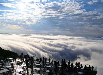 japan/hokkaido/attraction/hoshino-resorts-tomamu-unkai-terrace