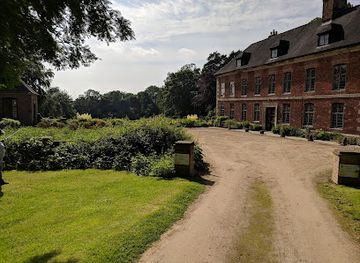 united-kingdom/staffordshire/attraction/national-trust-the-old-manor