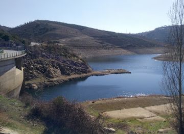 portugal/tras-os-montes/attraction/barragem-do-catapereiro