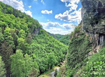 germany/upper-palatinate/attraction/schwalbenloch-hohle