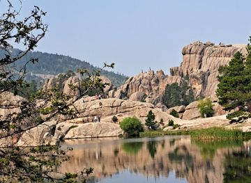 south-dakota/custer/attraction/welcome-to-custer-state-park-sign