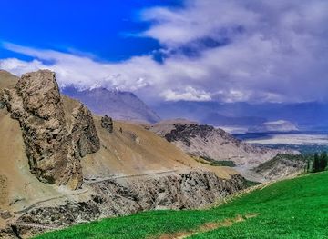 pakistan/deosai-national-park/attraction/malturo-rock-castle-view