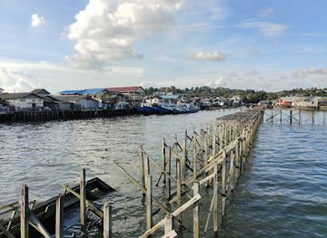 indonesia/balikpapan/attraction/kawasan-kampung-atas-air