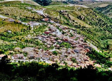 portugal/douro-valley/attraction/fraga-do-cao-acoreira
