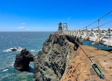 california/oakland/attraction/point-bonita-lighthouse