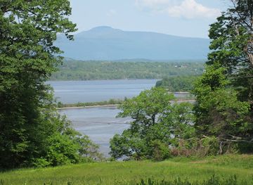 new-york/catskill-mountains/attraction/bard-college-montgomery-place-historic-estate