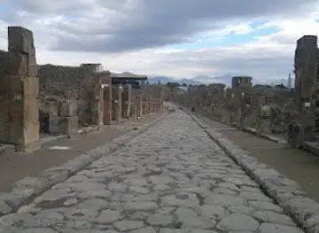 Via dell’Abbondanza