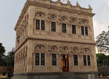 india/pune/attraction/mahadji-shinde-chhatri