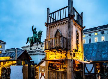 germany/munich/maxvorstadt/attraction/wittelsbacherplatz