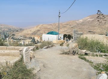 jordan/kerak/attraction/shrine-of-prophet-nuh-peace-be-upon-him-kerak-city