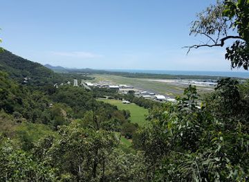 australia/cairns/attraction/red-arrow-circuit-lookout