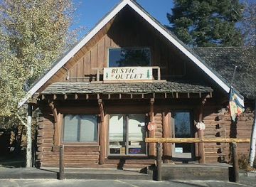idaho/payette-lake/attraction/rustic-outlet-mccall