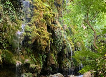 lebanon/bsharri/attraction/kadicha-natural-spring