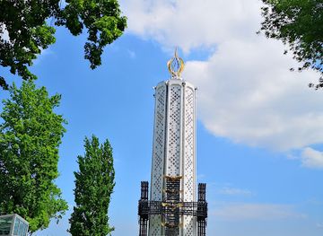 ukraine/kyiv/shevchenkivskyi-district/attraction/park-of-eternal-glory