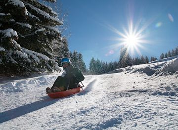 france/courchevel/attraction/piste-de-luge-mission-black-forest-meribel-les-3-vallees